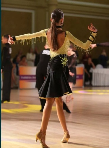 Turnierkleid