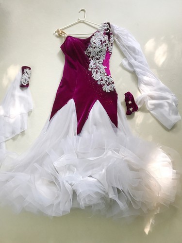 Standard-Tanzkleid